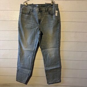Old Navy Relaxed Fit Light Blue Jeans
